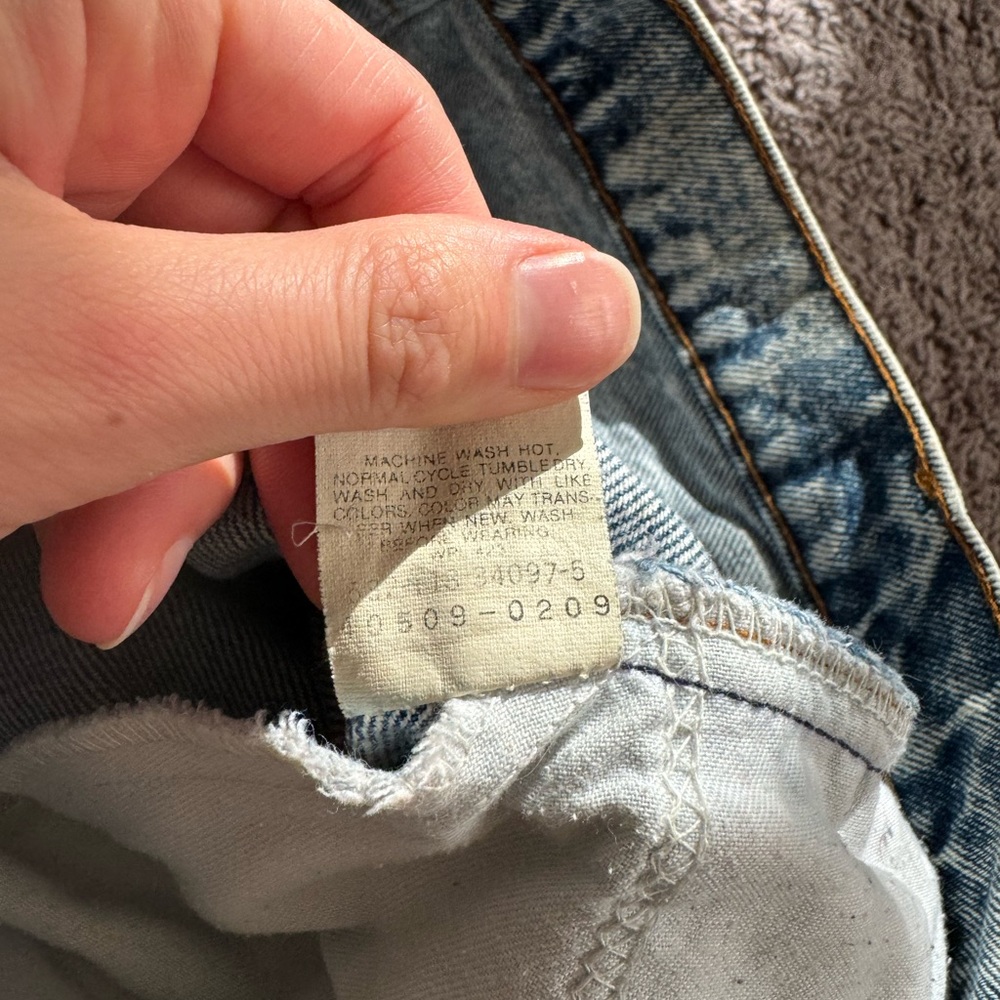Vintage Levi’s 505  orange tab acidic wash jeans - Picture 5 of 8
